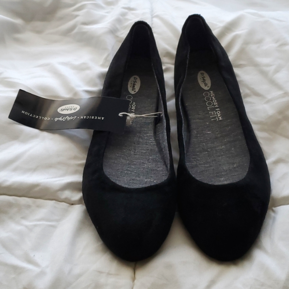 Dr. Scholl's Black Flat Shoes. Size 7 US.
